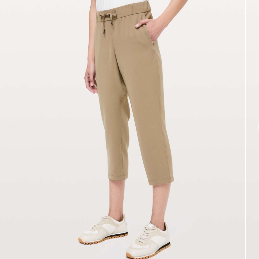 Lululemon On The Fly Crop Woven Pants 23" Frontier Size 8